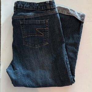 Liz & Co. Dark Blue stretch capris denim Jeans with cuffs size 14